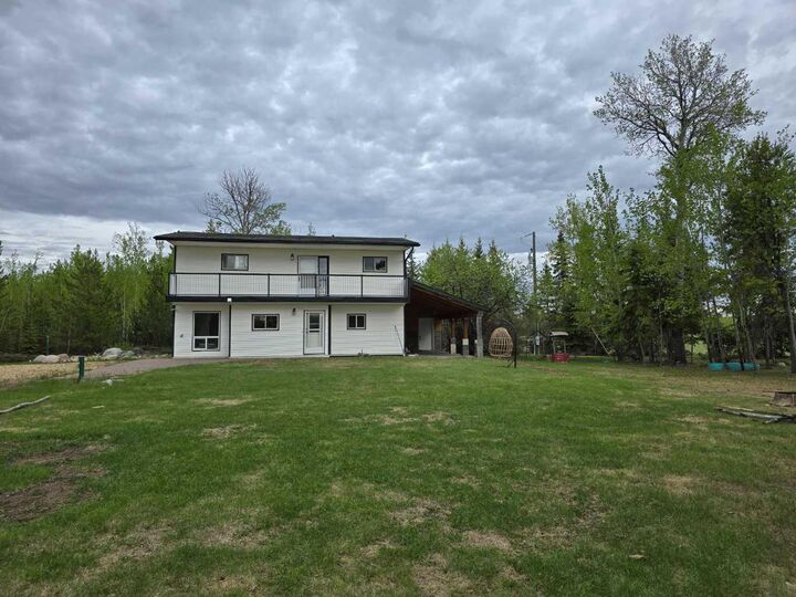 Property Photo:  835034 Range Road 234  AB T0H 1W0 