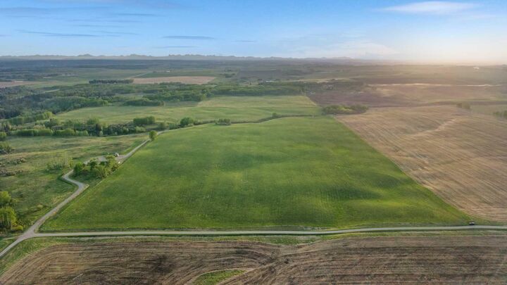 Rr40 South Of Twp Rd 293 — photo 1