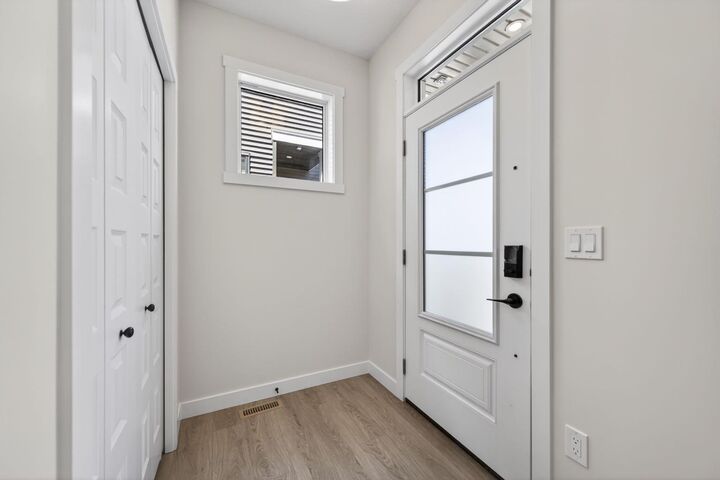 Property Photo: 1059 Bayview Crescent AB T4B 5N8