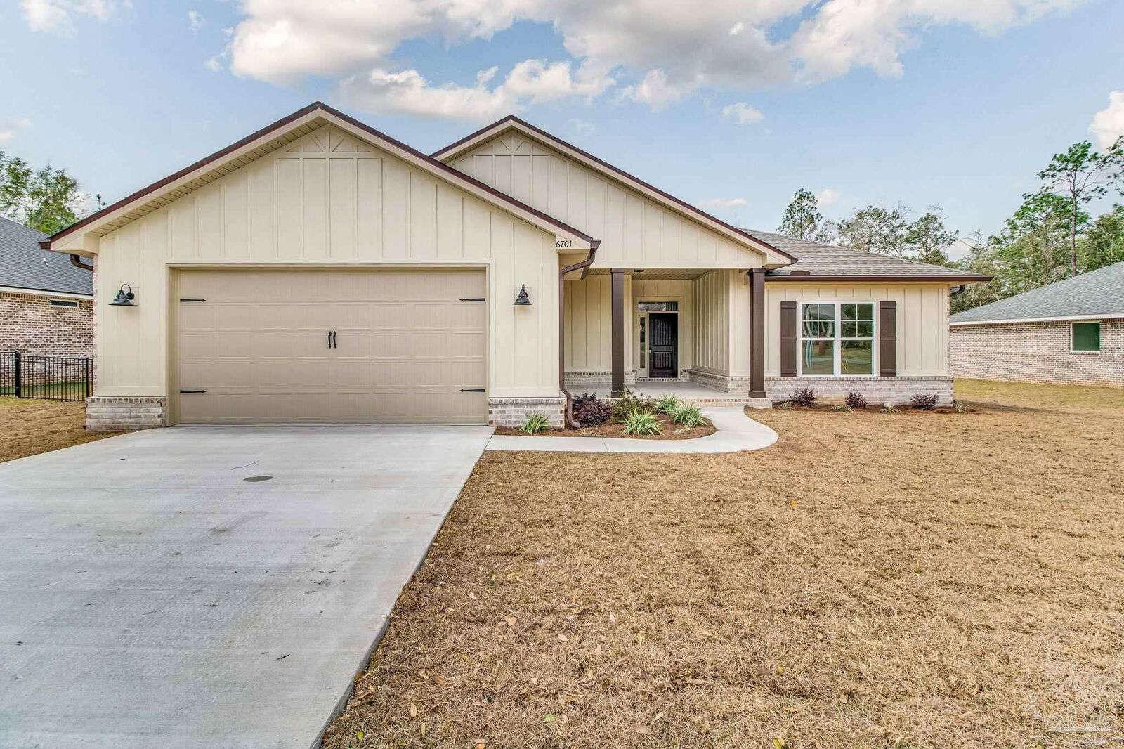 Property Photo:  4310 Watkins St  FL 32570 