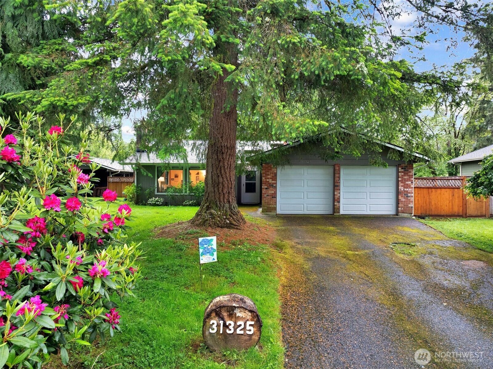 Property Photo:  31325 NE 106th Street  WA 98014 