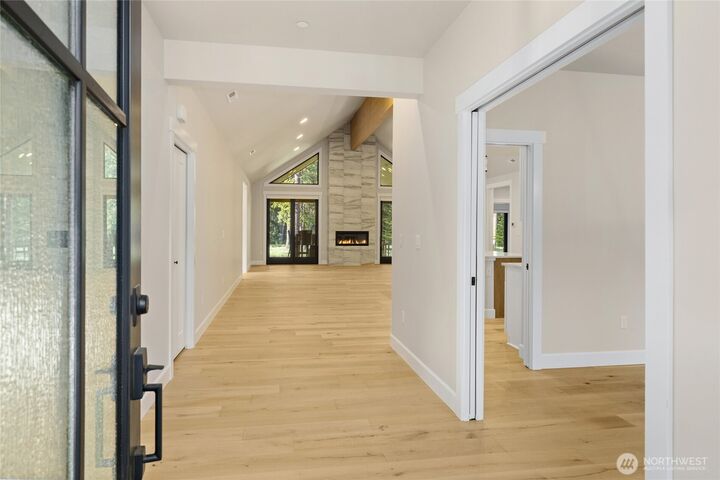 Property Photo:  1050  Domerie Park Loop  WA 98940 