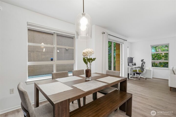 Property Photo:  118  107th Avenue NE #B115  WA 98004 