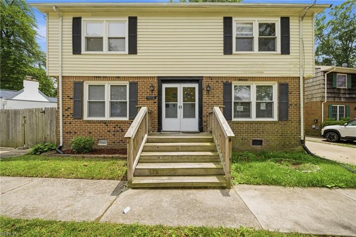 Property Photo:  9396 Pine Tree Rd A  VA 23503 
