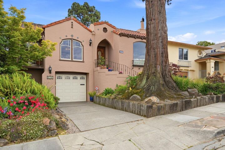 Property Photo:  231 Barclay Avenue  CA 94030 