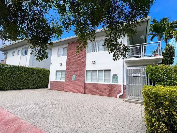 Property Photo: 6905 Bay Dr 13 FL 33141