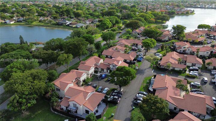 Property Photo: 14950 SW 49th Ln 7C FL 33185
