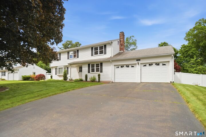 Property Photo: 211 Valley View Road CT 06040