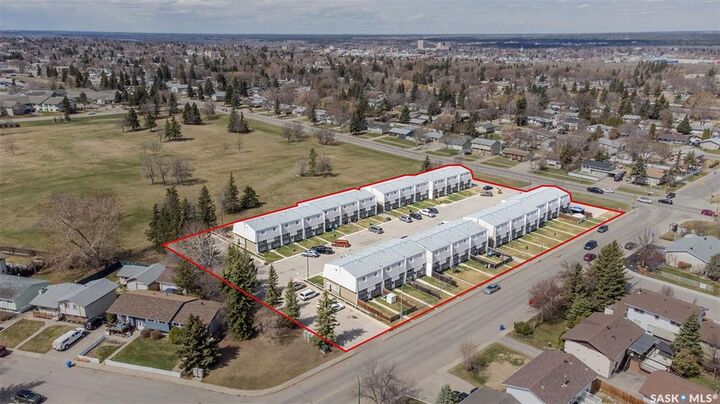 Property Photo: 2800 Dunn Drive SK S6V 6P7