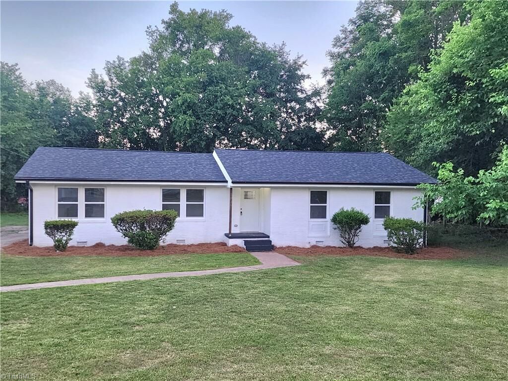 Property Photo:  1230 Lewis Street  NC 27288 