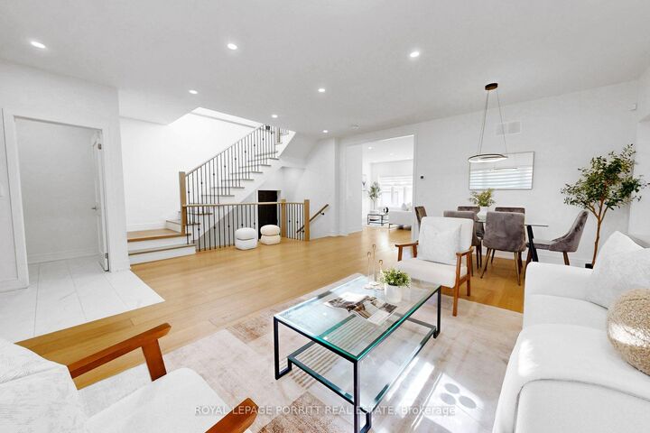 Property Photo:  94 Edgecroft Road  ON M8Z 2C3 