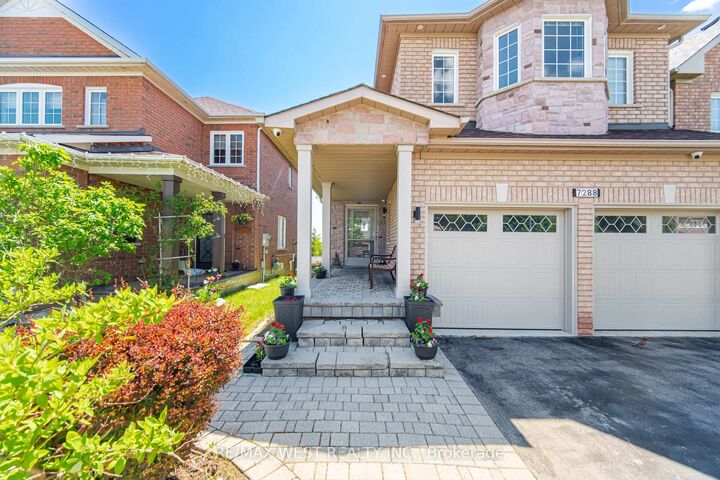Property Photo: 7288 Zinnia Place ON L5W 1K6
