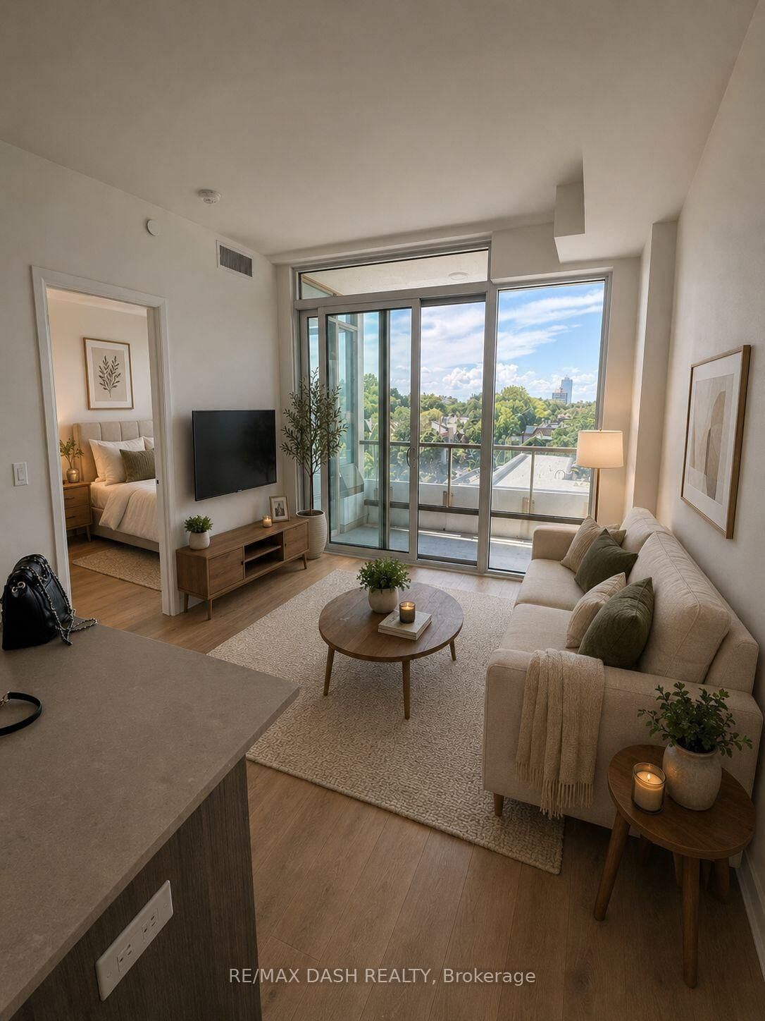 Property Photo: 151 Avenue Road 501 ON M5R 2H7