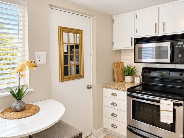 Property Photo:  889 W 3600 S  UT 84010 