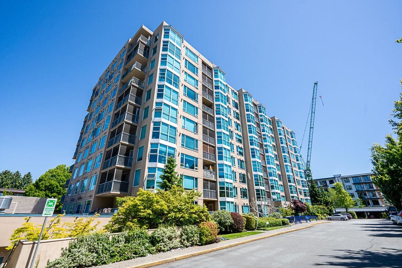 Property Photo: 12148 224 Street 311 BC V2X 6B7