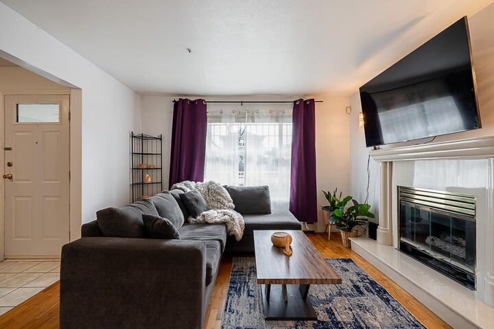 1407 E 12th Avenue — photo 1