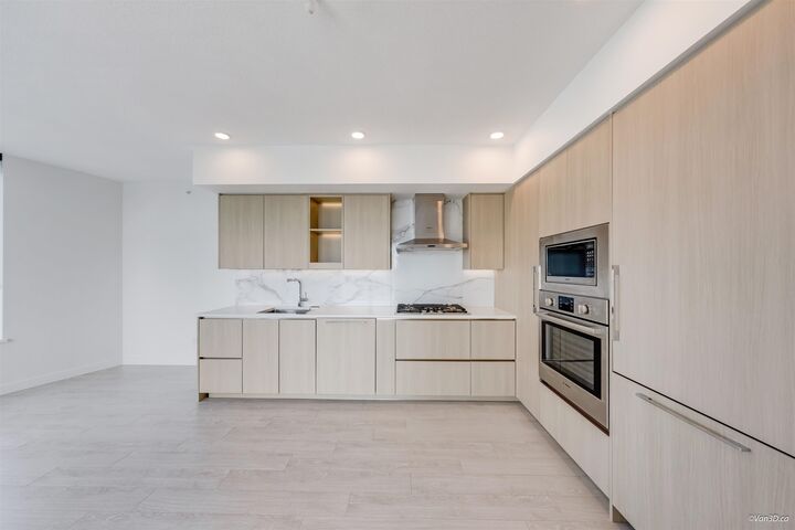 Property Photo:  9887 Whalley Boulevard 2404  BC V3T 0P4 
