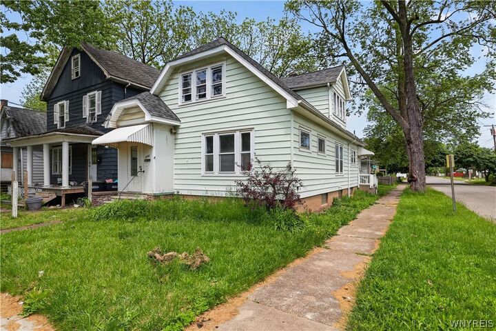 Property Photo:  1890 Linwood Avenue  NY 14305 