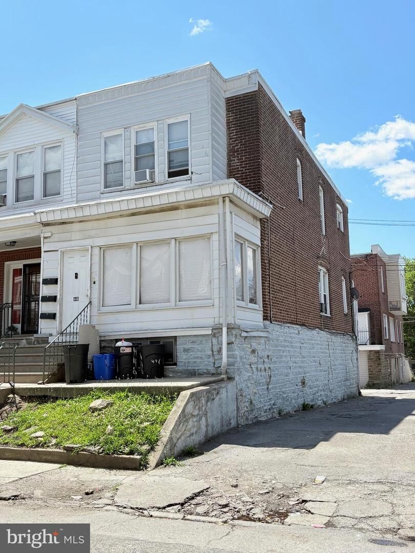 Property Photo:  446 Roselyn Street  PA 19120 