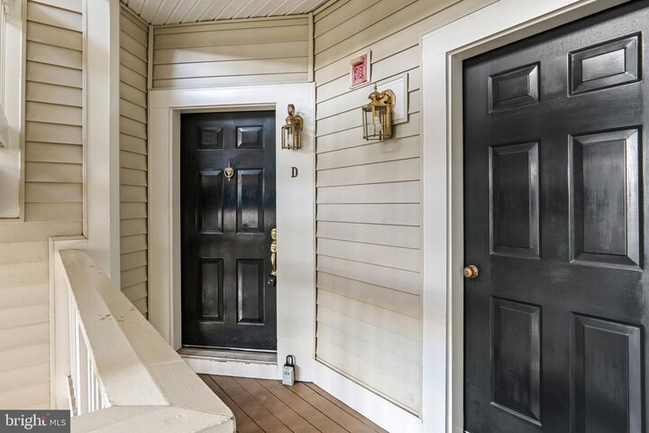 Property Photo:  6834 Brindle Heath Way D 236  VA 22315 