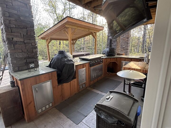 Property Photo:  177 Green Creek Trl  AR 72153 