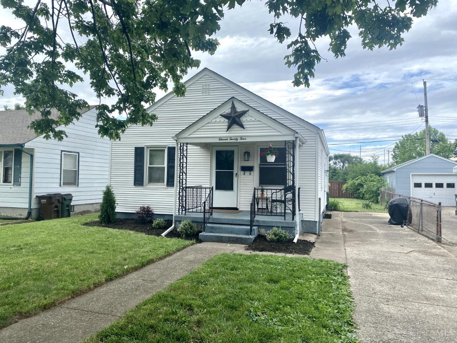 Property Photo:  1124 Chase Avenue  OH 45015 