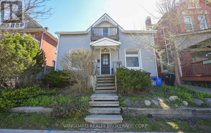 Property Photo:  103 Mulcaster Street 1  ON L4M 3M7 