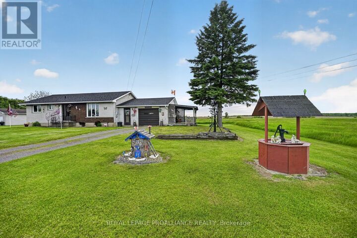 Property Photo: 184 Shanly Road ON K0E 1E0