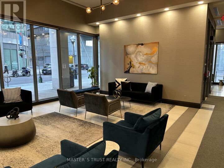Property Photo:  19 Grand Trunk Crescent 3908  ON M5J 3A3 