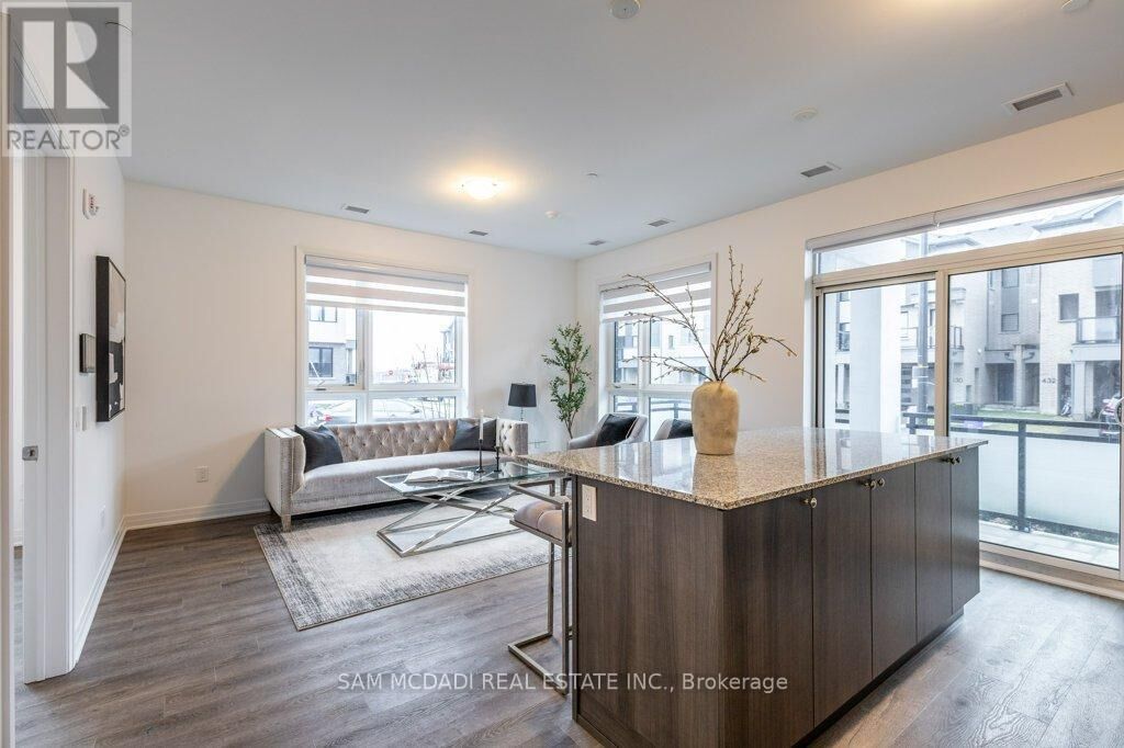 Property Photo:  470 Gordon Krantz Avenue East # 113  ON L9T 2X5 