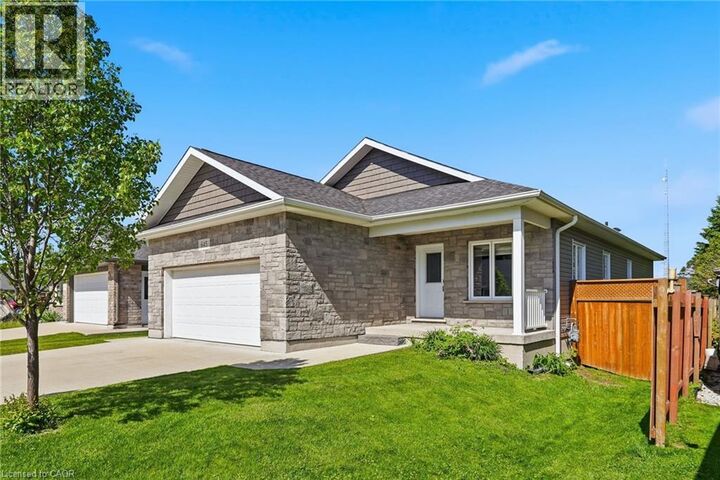 Property Photo: 645 Davidson Avenue South ON N4W 0G7