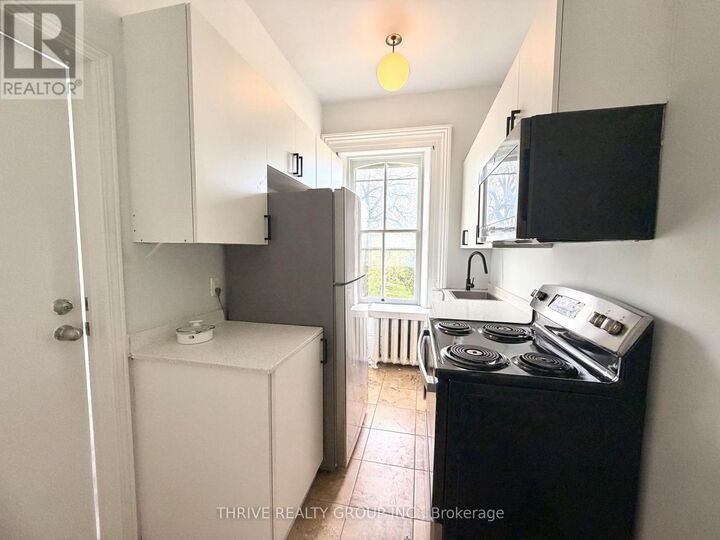 Property Photo: 53 McClary Avenue 5 ON N6C 1P6