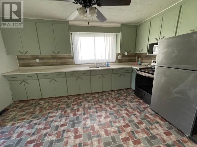 Property Photo: 180 Third St ON P8N 2W1