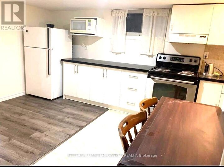 Property Photo: 36 Halsey Avenue ON M4B 1A5