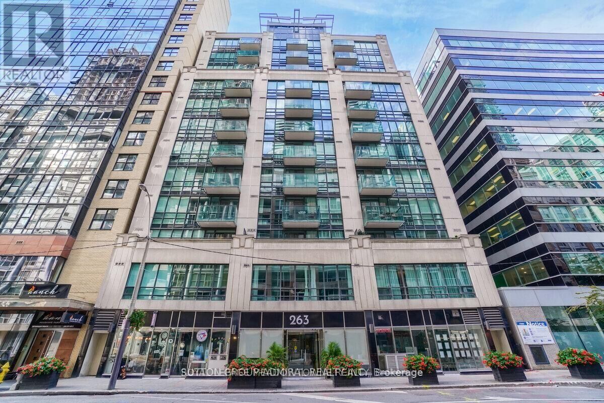 Property Photo:  263 Wellington Street West 905  ON M5V 3E6 