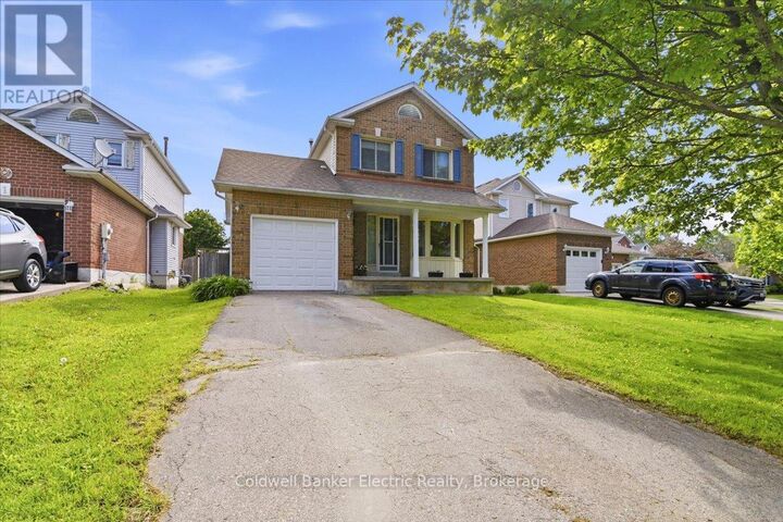 Photo de la propriété:  3 Walbridge Court  ON L1C 4B7 