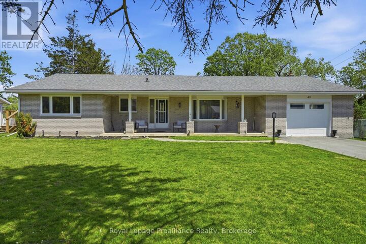 Property Photo:  45 Nelson Street  ON K0K 1E0 