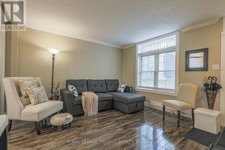 Property Photo: 713 King Street 1 ON N5W 2X2