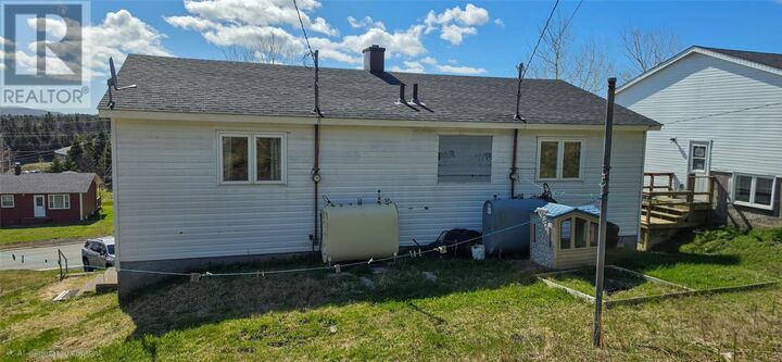 Property Photo:  4 Wilson Street  NL A0E 2M0 