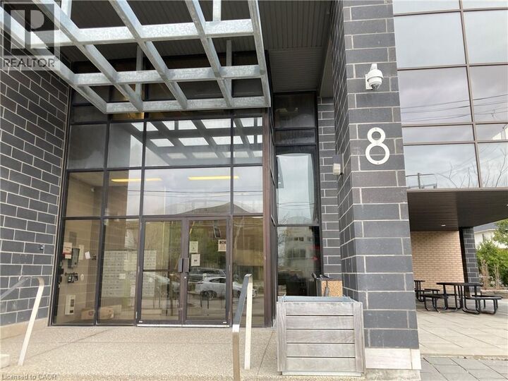 Property Photo: 8 Hickory Street West 204 ON N2L 3H6