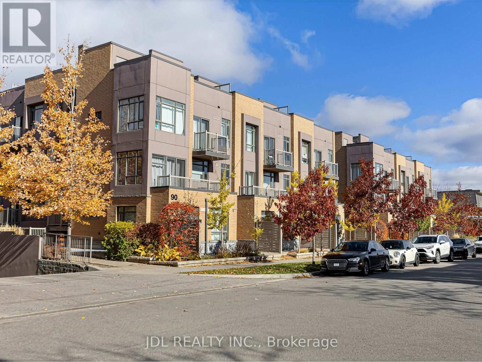 Property Photo: 90 Orchid Place Drive 307 ON M1B 0C4