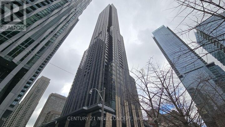 Property Photo: 11 Yorkville Avenue 5602 ON M4W 0B7