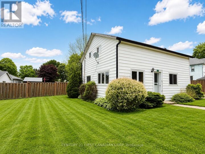 Property Photo: 3 Ward Street North ON N0M 1B0