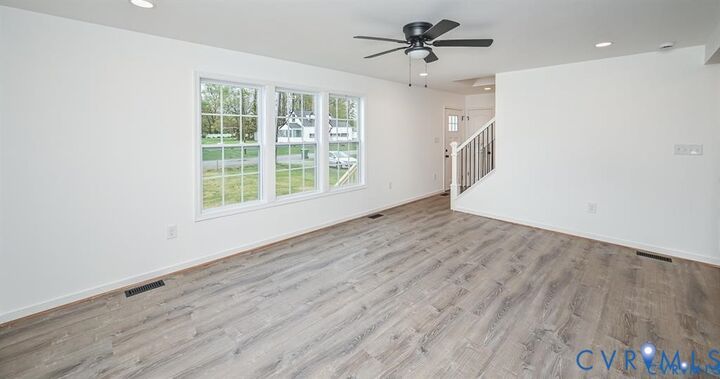 Property Photo: 817 Kirby Street VA 23181