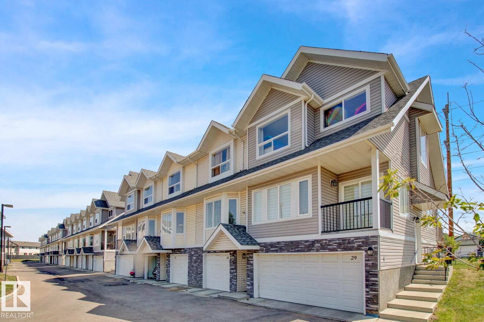 Property Photo:  13215 153 Avenue NW 29  AB T6V 0B6 