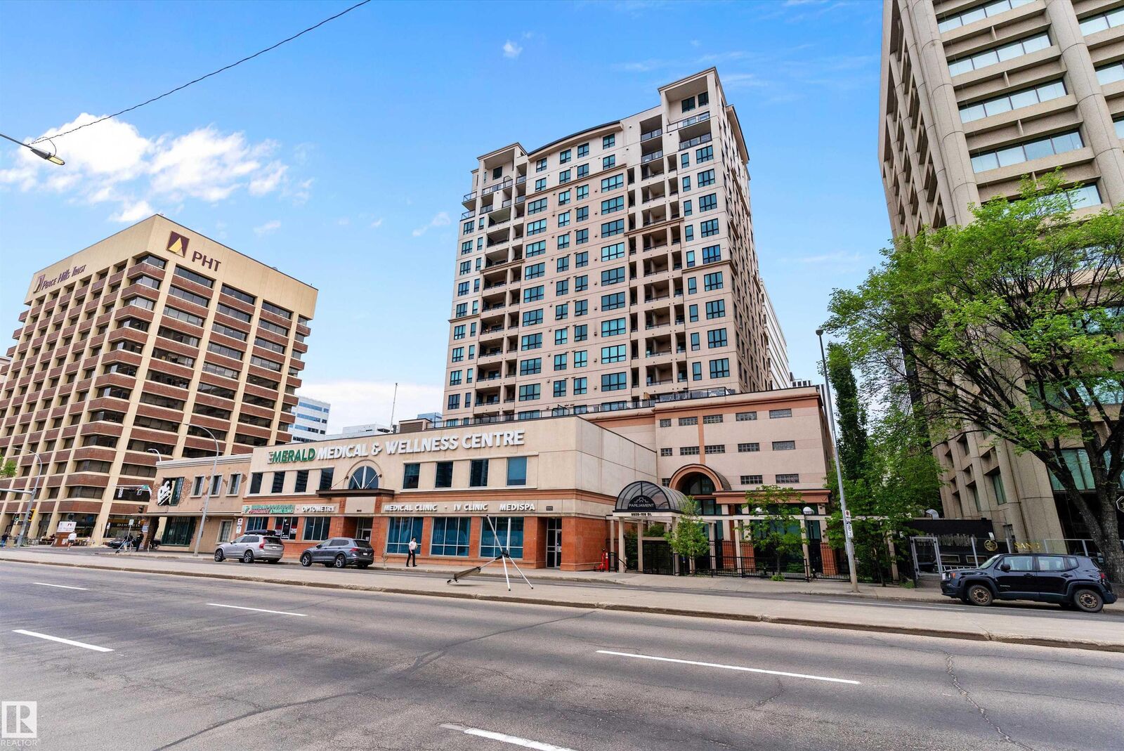 Property Photo:  9939 109 Street NW 902  AB T5K 1H6 