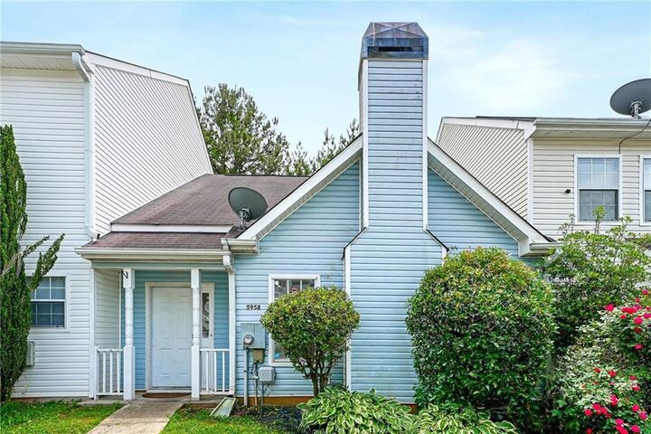 Property Photo: 5958 Sherwood Trace GA 30038