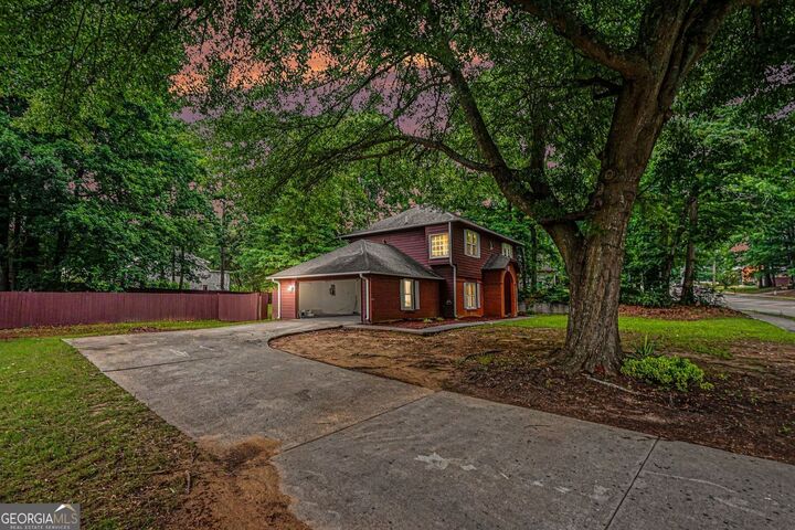 Property Photo:  1103 To Lane Drive  GA 30083 