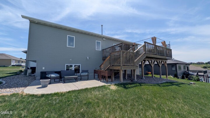 Property Photo: 514 18th Street SE ND 58554