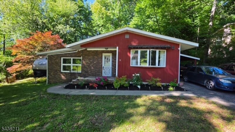 Property Photo:  5 Lake View Dr  NJ 07419 